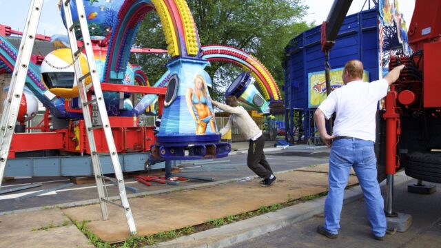 Hoe organiseer je een kermis als er steeds meer regels bij komen kijken?