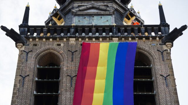 Christenen zeggen met Regenboogverklaring sorry voor onrecht richting LHBTIQ+'ers