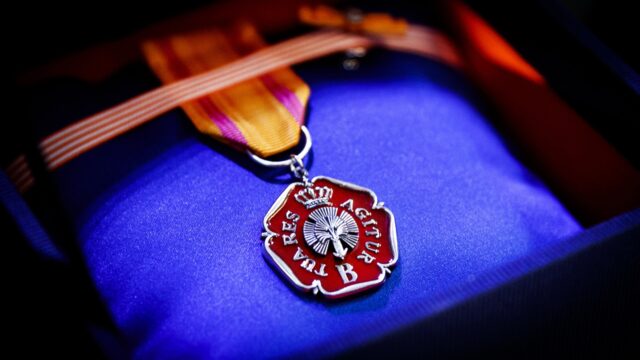 Wesley Sekewael is de jongste winnaar van de Zilveren Anjer