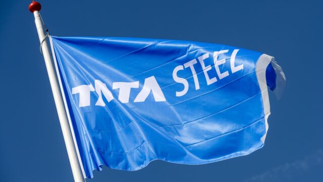 Wat is de kans dat Tatasteel in IJmuiden moet sluiten?