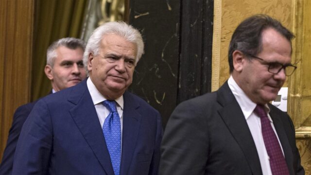 Italiaanse oud-politicus terug de cel in door tandartssmoes