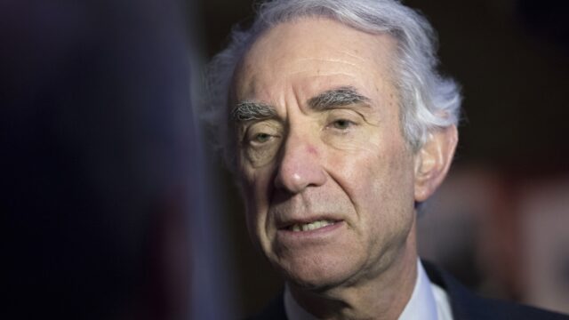 Oud-asielminister Leers luidt noodklok: burgers trekken het niet meer, nu asielaanpak nodig