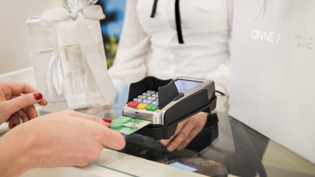 Achteraf betalen-bedrijf In3: achteraf betalen in fysieke winkels? Doe het niet