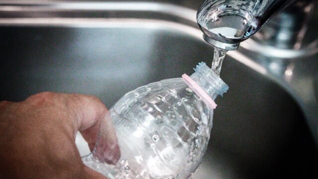 Stand.nl: 'Drinkwater moet duurder worden'