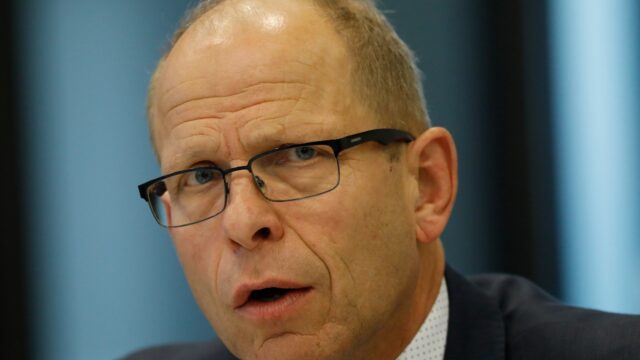 Scheidend OM-topman Van der Burg: beslissing over aanhouding Weski 'over een heleboel nachten ijs gegaan'