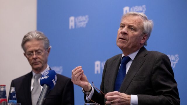 Voormalig NAVO-chef Jaap de Hoop Scheffer: 'Verstandig als Rutte niet naar NAVO-top gaat'
