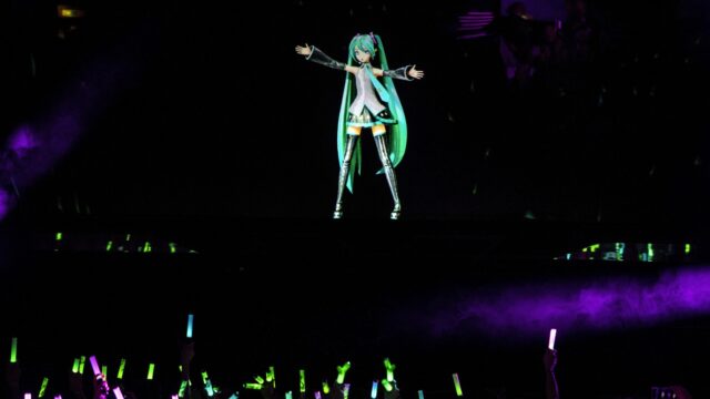 Virtuele superster Hatsune Miku staat in uitverkocht AFAS Live: 'Ze is nooit ziek'