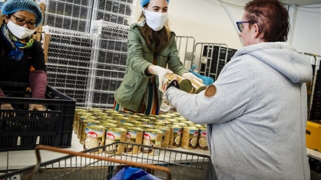 Stand.nl: Kinderen mogen in een rijk land als Nederland niet in armoede leven