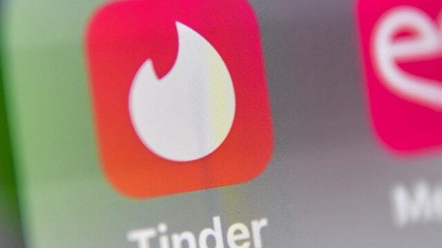 Tinder bestaat vandaag 11 jaar: 'We swipen vooral als tijdverdrijf'