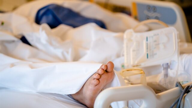 Onderzoeker ging langs bij 32 Nederlanders met minimaal bewustzijn: 'Vaak hele jonge mensen'