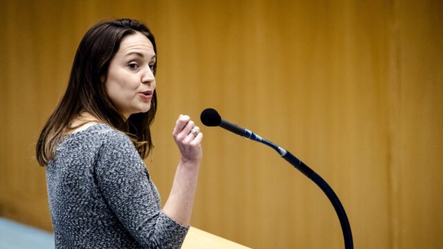 Bente Becker (VVD) over emancipatie: 'Ik geloof in gelijke kansen, niet in sturen op gelijke uitkomsten'