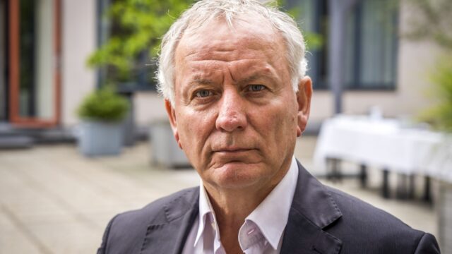 Politievoorman Struijs maakt zich grote zorgen: politiemensen steeds vaker bedreigd achter eigen voordeur