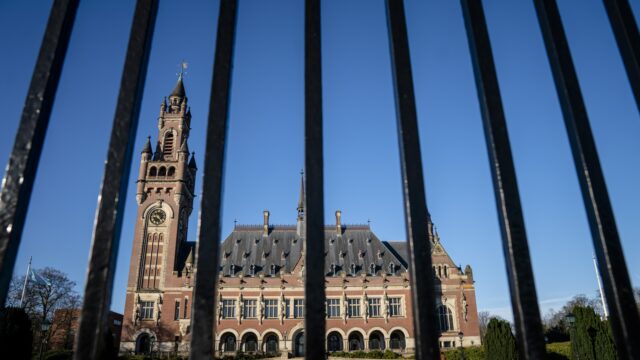 Syrië verschijnt voor de rechter: 'Belangrijke stap om te laten zien dat we het niet vergeten zijn'