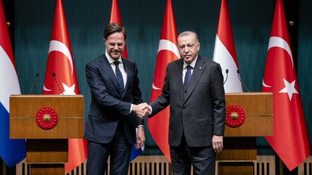 Erdoğan geeft zich niet zomaar gewonnen tijdens bezoek Rutte, waarschuwt oud-minister