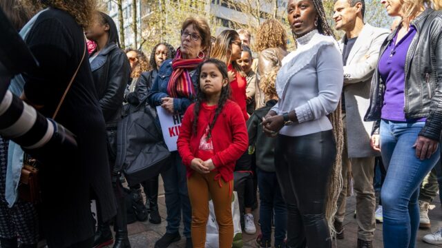 Toeslagenjongeren zijn kind van de rekening: 'Er is geen politieke wil om het goed te regelen voor de kinderen.'