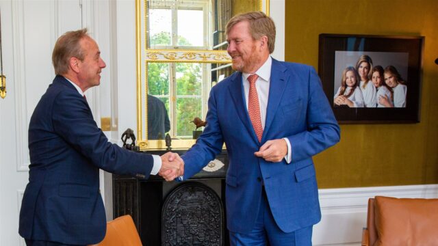 Kees van der Staaij: 'Betrek de koning weer in de formatie'