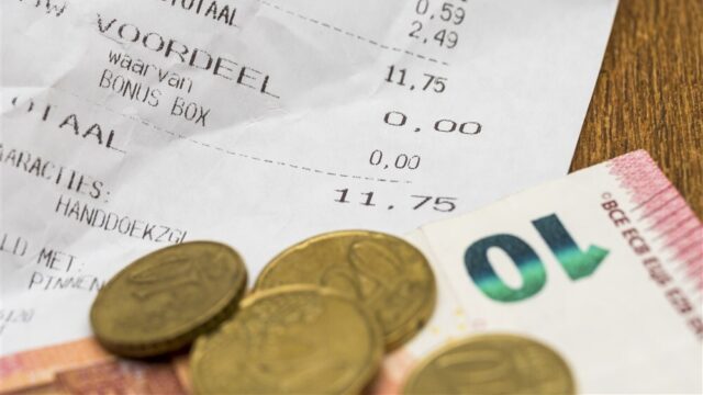 'Een drukke studie én tegelijk geld moeten verdienen eist zijn tol'