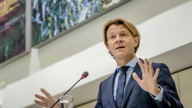 PVV-leider Wilders wil Kim Putters (PvdA) als nieuwe informateur