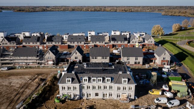 Kan de bouw van meer ouderenwoningen helpen de wooncrisis op te lossen? 'We doen veel te weinig'