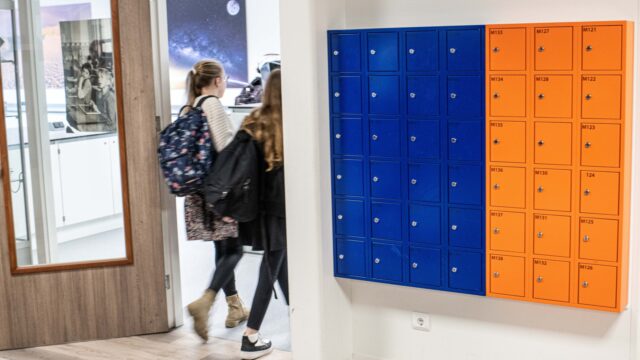 Deze docent komt met hét medicijn tegen polarisatie