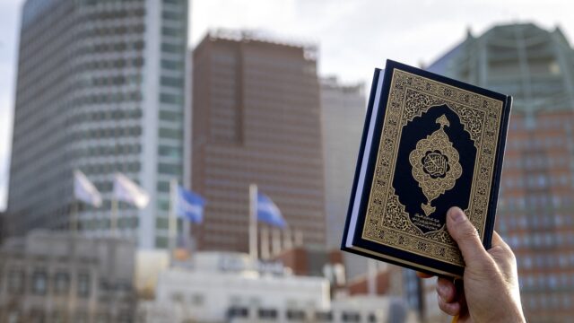 Moeten we Korans verbranden verbieden? 'De overheid is aan zet'