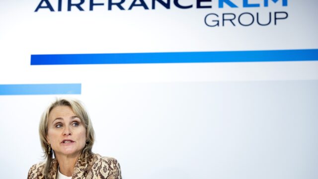 KLM-topvrouw doet oproep aan minister Madlener: laat dossier krimp Schiphol achter je