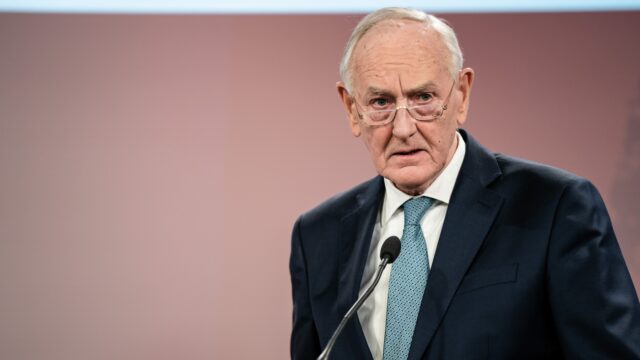 Johan Remkes: Omtzigt neemt geen verantwoordelijkheid en doet aan prijsschieten