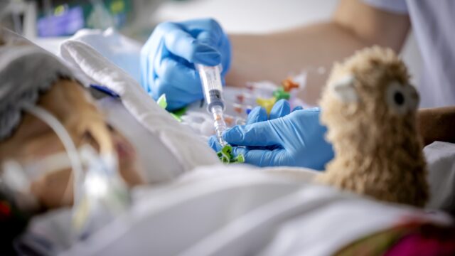 Gevolgen voor het sluiten van centra voor kinderhartchirurgie