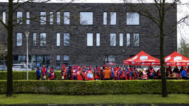 'Medewerkers van Albert Heijn kunnen producten die ze vullen zelf niet meer betalen'