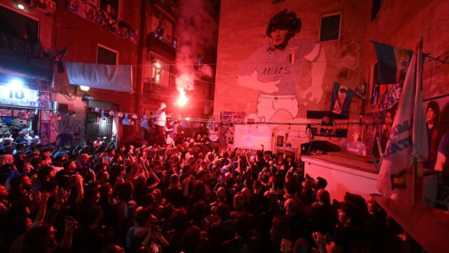 Volksfeest barst los na eerste landstitel voor Napoli in 33 jaar