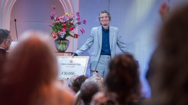 Libris Literatuur Prijs winnaar Anjet Daanje wilde geen schrijver worden, 'want dan moet ik interviews geven'
