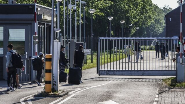Stand.nl: 'Als er geen asieldeal komt, moet het kabinet opstappen'