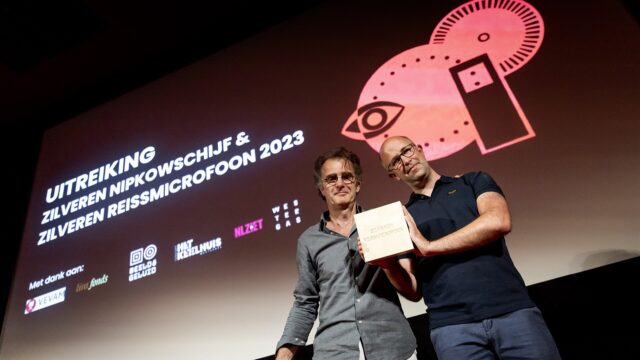 Podcast 'Stad in oorlog' wint Zilveren Reissmicrofoon