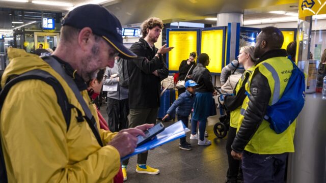 Treinverkeer in grote delen van het land plat door storm Poly