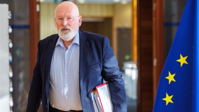 'Timmermans neerzetten als Kaag met baard wordt aanval van rechts'