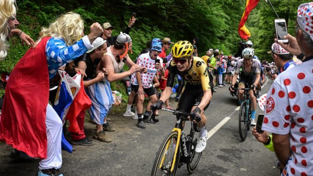 Tour de France: Parijs is nog ver voor Vingegaard, héél ver