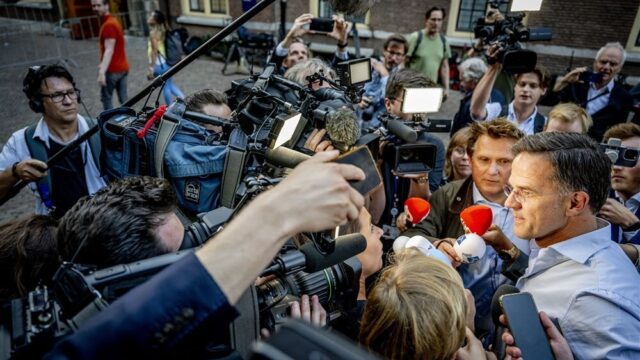 Stand.nl: 'De val van het kabinet zou een ramp zijn voor het land'