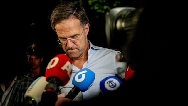 Voormalig staatssecretaris Broekers-Knol tegen premier Rutte: 'Mark, houd vol'