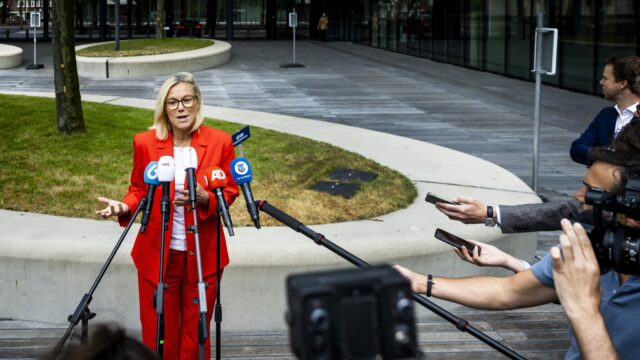 Wat betekent de leegloop van de Tweede Kamer voor de democratie?