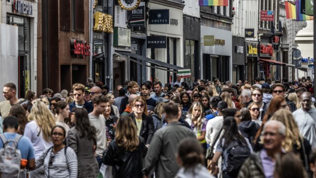 Opvang ongedocumenteerden in Amsterdam gaat door