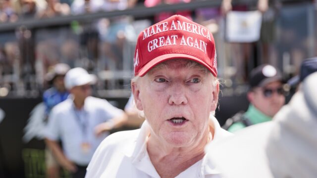 Vierde aanklacht voor Trump: 'Wordt vervolgd op basis van de anti-maffiawetgeving'