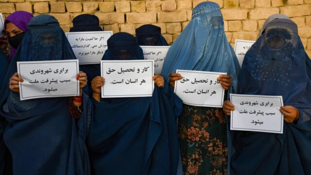 Hoe gaat het met de positie van vrouwen in Afghanistan, twee jaar na de machtsovername?