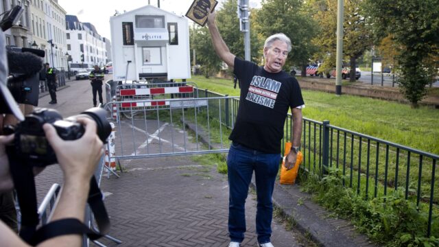 Burgemeester Marcouch van Arnhem wil verbod op koranverbrandingen