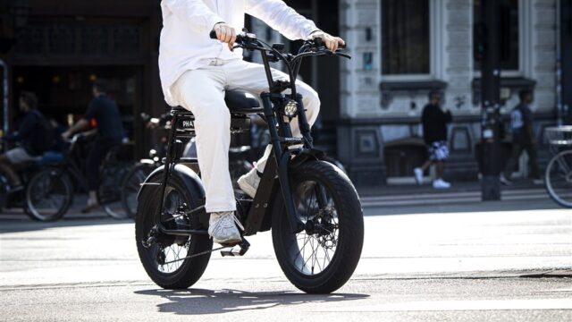 Stand.nl: 'Er moeten strengere regels komen om het gevaar van fatbikes te beteugelen'