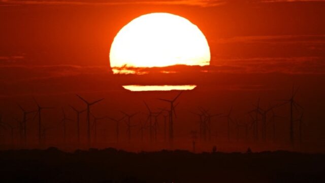 Stand.nl: 'Het dimmen van de zon tegen klimaatverandering gaat te ver'
