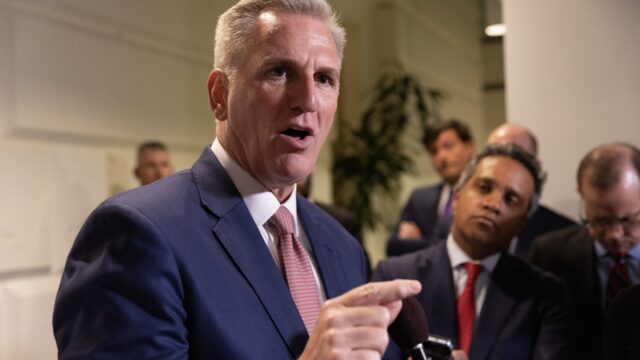 Rechtszaak tegen zoon Joe Biden vanwege illegaal wapenbezit