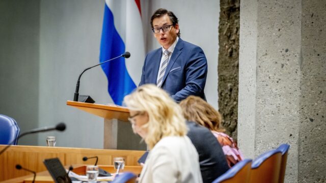 ChristenUnie roept formerende partijen op tot 'budgettair ethos': 'Anders betalen we over aantal jaar de rekening'