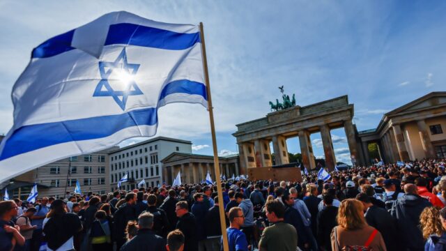 Internationale politiek op scherp: 'Duitsland voelt speciale verplichting tegenover Israël'