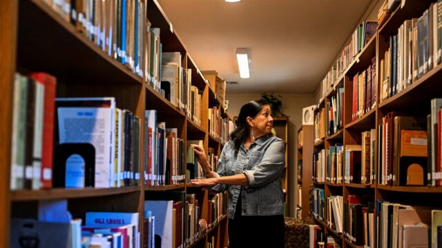 Bibliotheek deelt gratis boeken uit om verslaving tegen te gaan