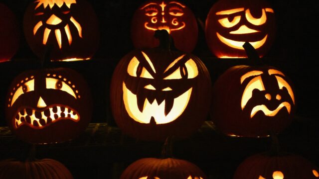 Staan er tijdens Halloween wel eens échte slechteriken aan de deur?